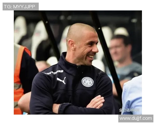 足球明星的标志性胡须风格与魅力解析及其对球迷的影响